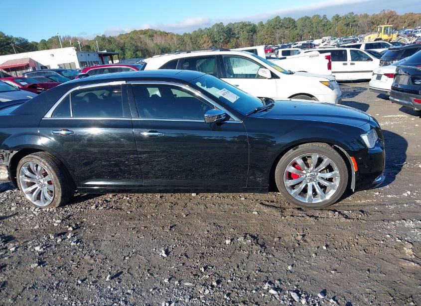 Photo 14 of 2015 Chrysler 300c N/A (VIN 2C3CCAEG4FH763079)
