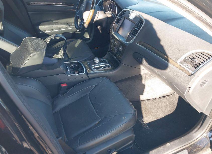 Photo 5 of 2015 Chrysler 300c N/A (VIN 2C3CCAEG4FH763079)