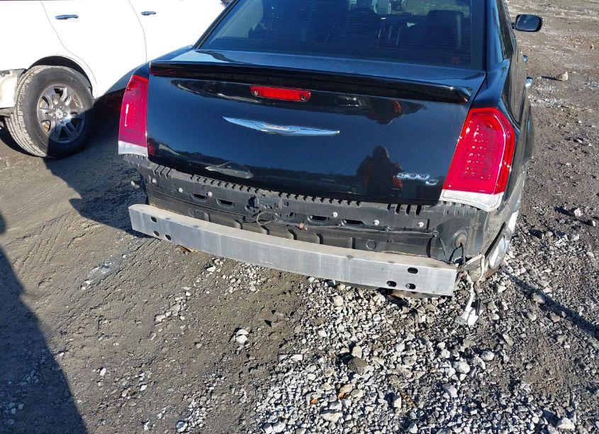 Photo 6 of 2015 Chrysler 300c N/A (VIN 2C3CCAEG4FH763079)