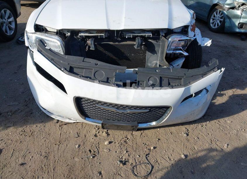 Photo 6 of 2016 Chrysler 300c (VIN 2C3CCAEG4GH106056)