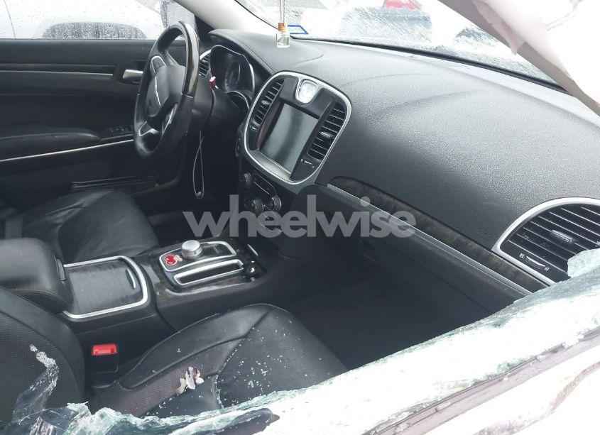 Photo 5 of 2016 Chrysler 300c N/A (VIN 2C3CCAEG4GH319881)