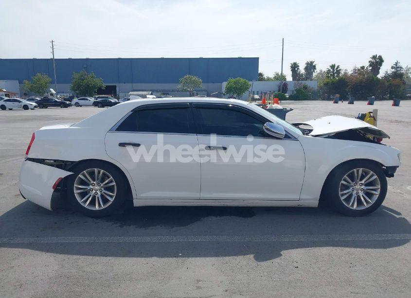 Photo 14 of 2016 Chrysler 300c N/A (VIN 2C3CCAEG4GH343193)