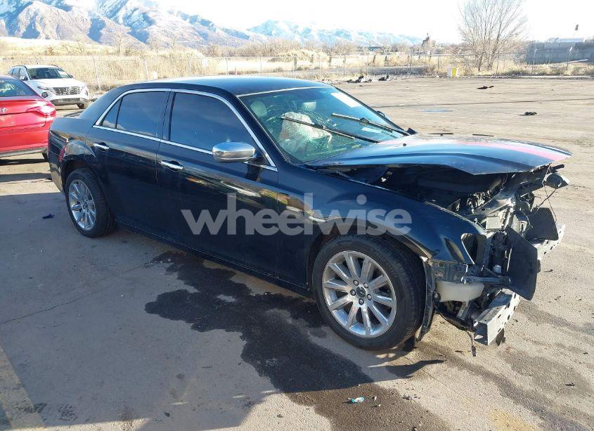 2013 Chrysler 300c (VIN 2C3CCAEG5DH620705) main photo