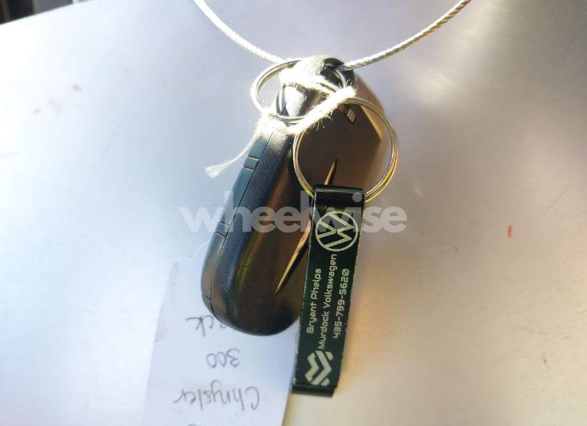 Photo 11 of 2013 Chrysler 300c (VIN 2C3CCAEG5DH620705)