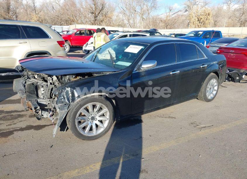 Photo 2 of 2013 Chrysler 300c (VIN 2C3CCAEG5DH620705)