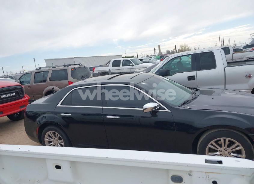 Photo 13 of 2016 Chrysler 300c N/A (VIN 2C3CCAEG5GH219630)