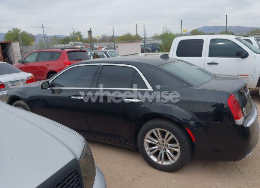 Photo 14 of 2016 Chrysler 300c N/A (VIN 2C3CCAEG5GH219630)