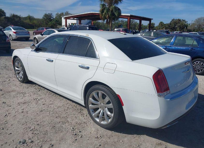 Photo 3 of 2018 Chrysler 300 LIMITED (VIN 2C3CCAEG5JH275249)
