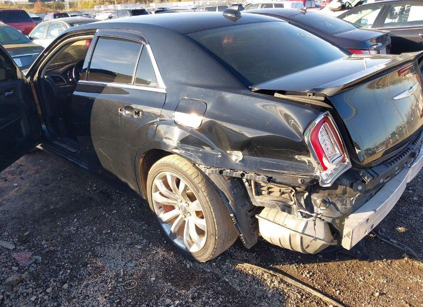 Photo 6 of 2019 Chrysler 300 LIMITED (VIN 2C3CCAEG6KH687214)