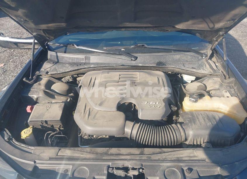 Photo 10 of 2013 Chrysler 300c (VIN 2C3CCAEG7DH513445)