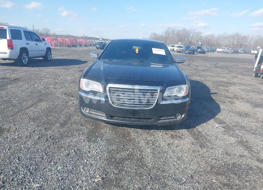 Photo 13 of 2013 Chrysler 300c (VIN 2C3CCAEG7DH513445)