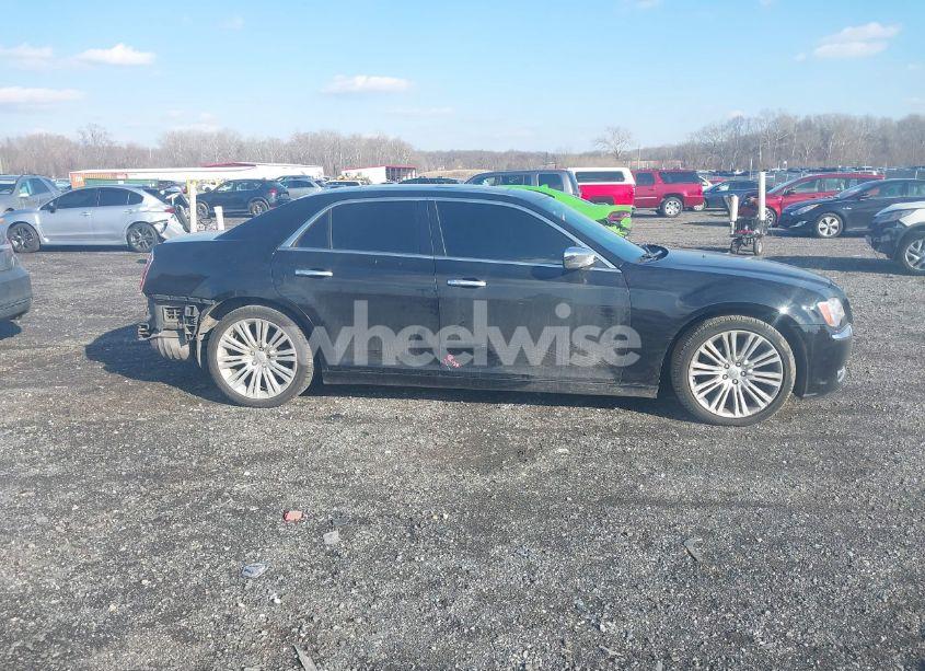 Photo 14 of 2013 Chrysler 300c (VIN 2C3CCAEG7DH513445)