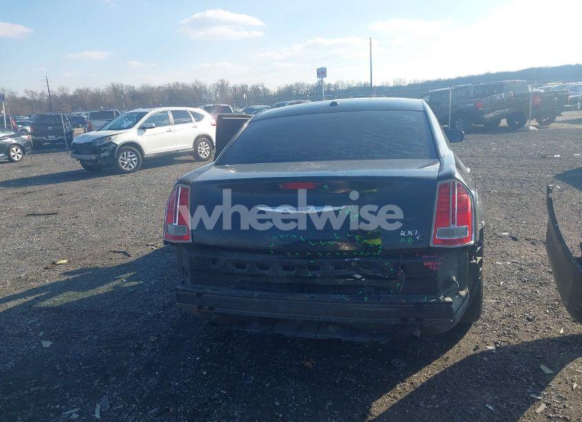 Photo 17 of 2013 Chrysler 300c (VIN 2C3CCAEG7DH513445)