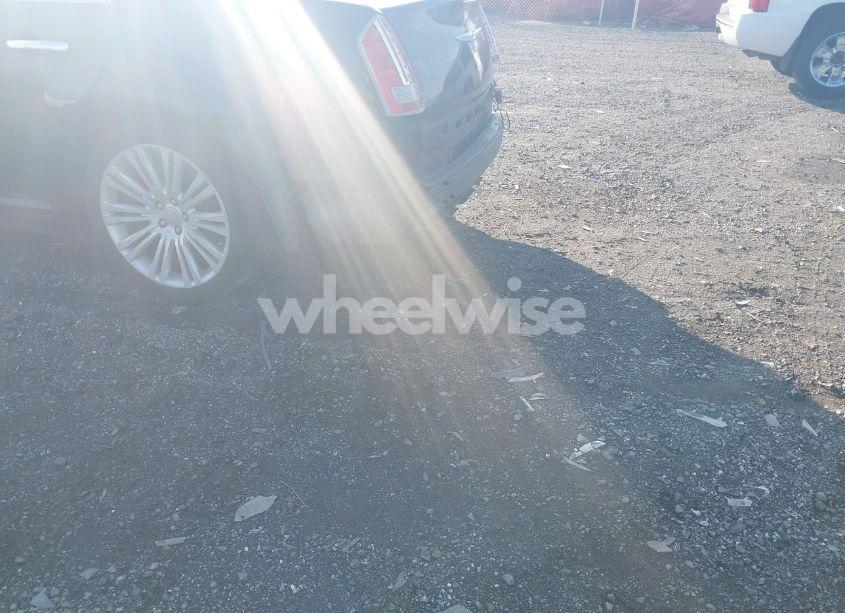 Photo 22 of 2013 Chrysler 300c (VIN 2C3CCAEG7DH513445)