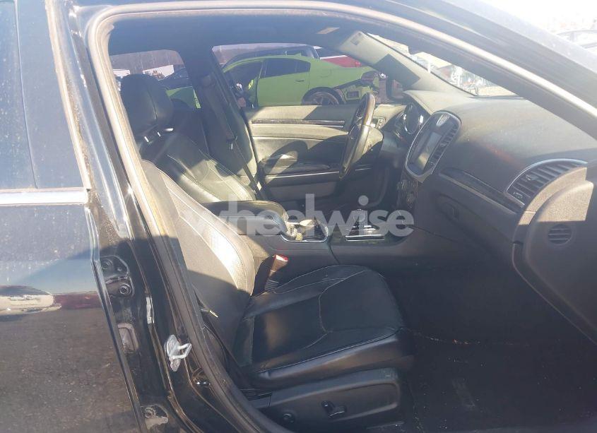 Photo 5 of 2013 Chrysler 300c (VIN 2C3CCAEG7DH513445)