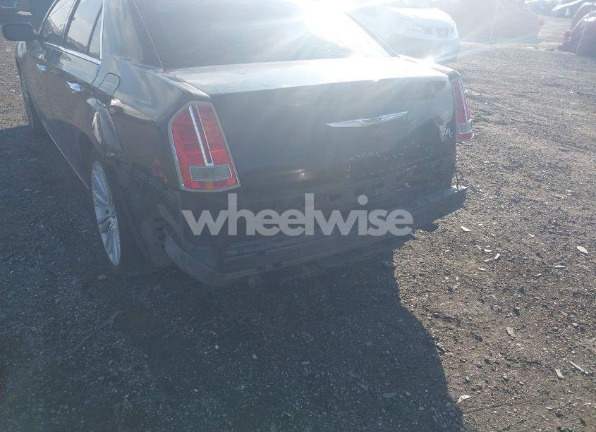 Photo 6 of 2013 Chrysler 300c (VIN 2C3CCAEG7DH513445)