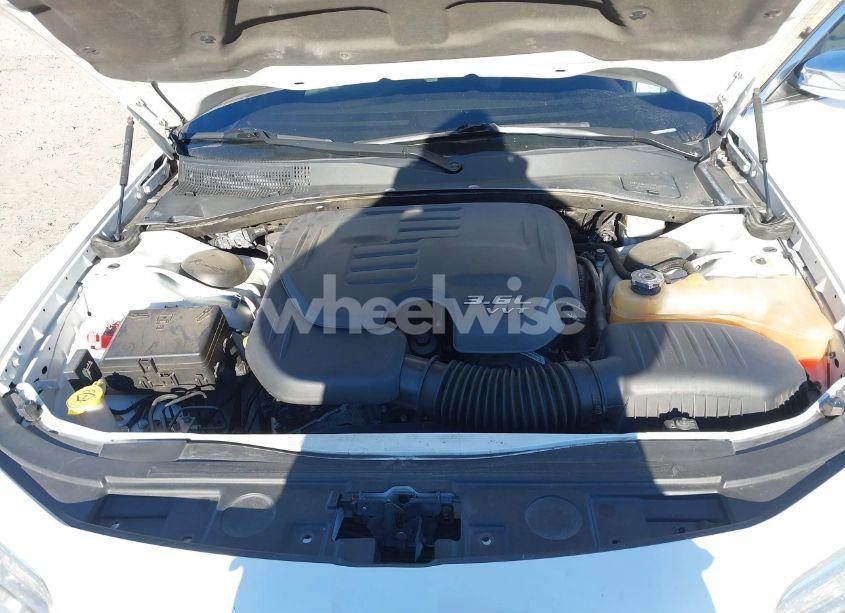 Photo 10 of 2013 Chrysler 300c (VIN 2C3CCAEG7DH533002)