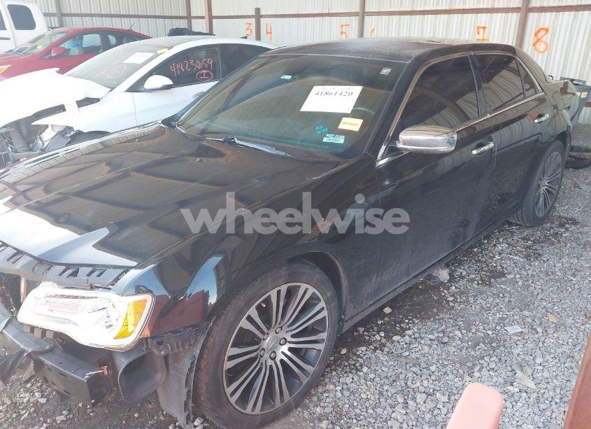 Photo 2 of 2013 Chrysler 300c (VIN 2C3CCAEG7DH630670)