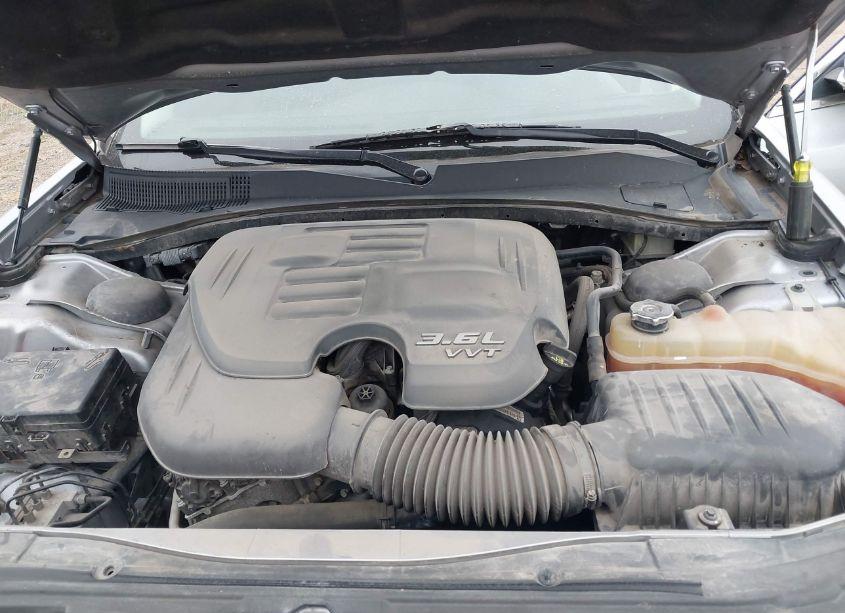 Photo 10 of 2016 Chrysler 300c (VIN 2C3CCAEG7GH116435)