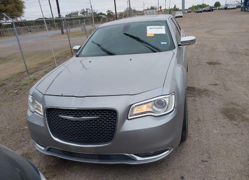 Photo 13 of 2016 Chrysler 300c (VIN 2C3CCAEG7GH116435)