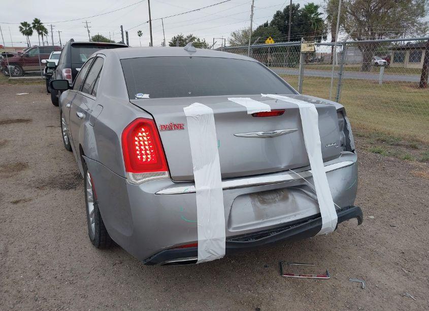 Photo 3 of 2016 Chrysler 300c (VIN 2C3CCAEG7GH116435)
