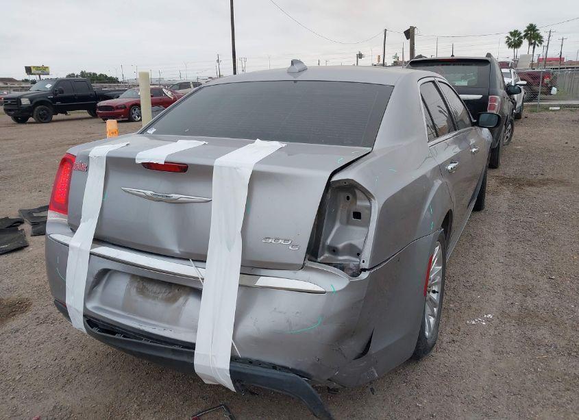 Photo 4 of 2016 Chrysler 300c (VIN 2C3CCAEG7GH116435)