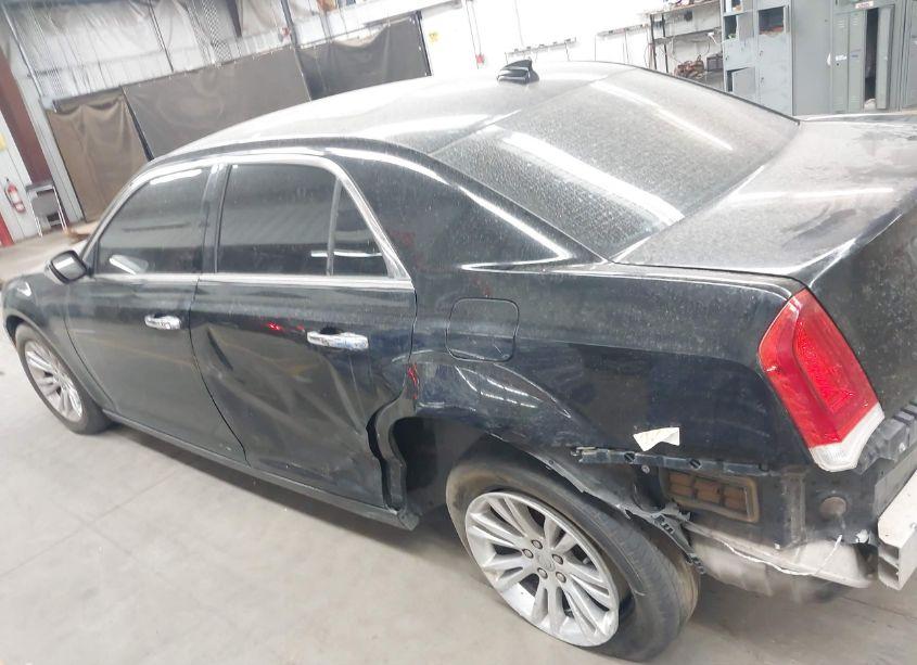 Photo 13 of 2016 Chrysler 300c (VIN 2C3CCAEG7GH273477)
