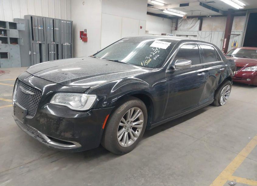 Photo 2 of 2016 Chrysler 300c (VIN 2C3CCAEG7GH273477)