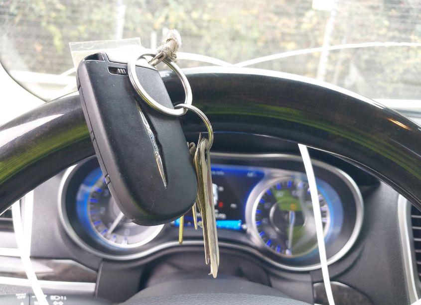 Photo 11 of 2016 Chrysler 300c (VIN 2C3CCAEG7GH342555)