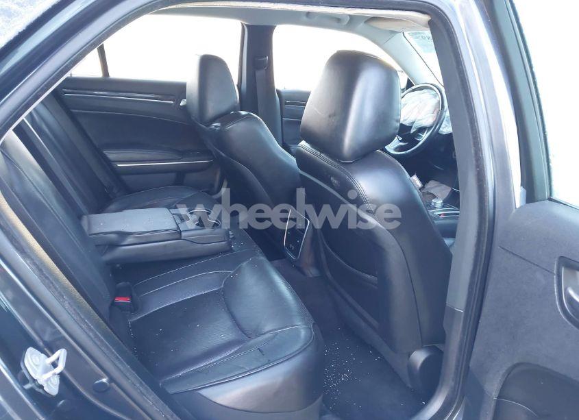 Photo 8 of 2018 Chrysler 300 LIMITED (VIN 2C3CCAEG7JH123232)