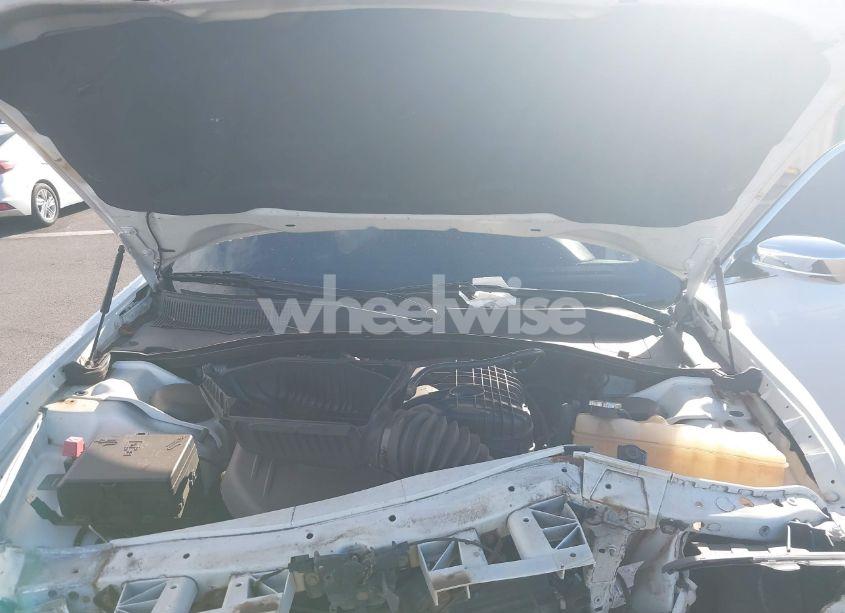 Photo 10 of 2019 Chrysler 300 LIMITED (VIN 2C3CCAEG7KH697864)