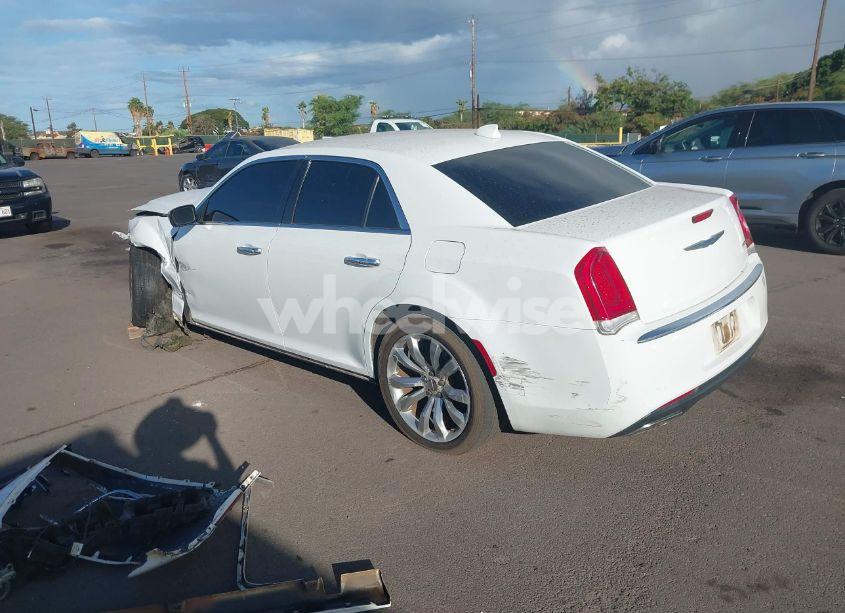 Photo 3 of 2019 Chrysler 300 LIMITED (VIN 2C3CCAEG7KH697864)