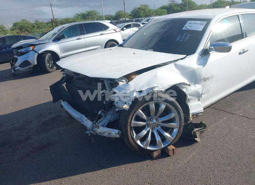 Photo 6 of 2019 Chrysler 300 LIMITED (VIN 2C3CCAEG7KH697864)