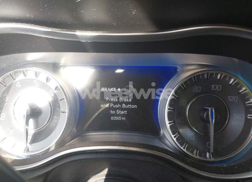 Photo 7 of 2019 Chrysler 300 LIMITED (VIN 2C3CCAEG7KH697864)