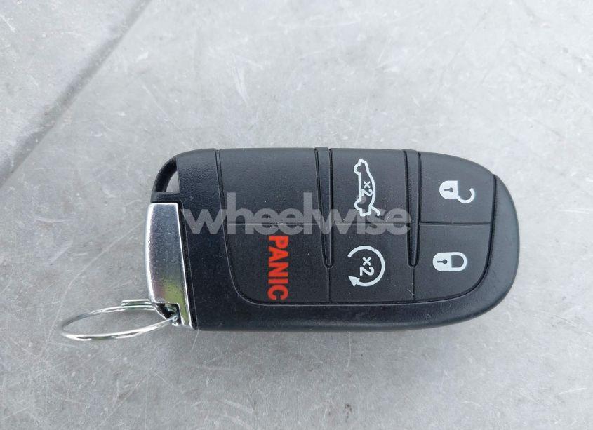 Photo 11 of 2016 Chrysler 300c (VIN 2C3CCAEG8GH359249)