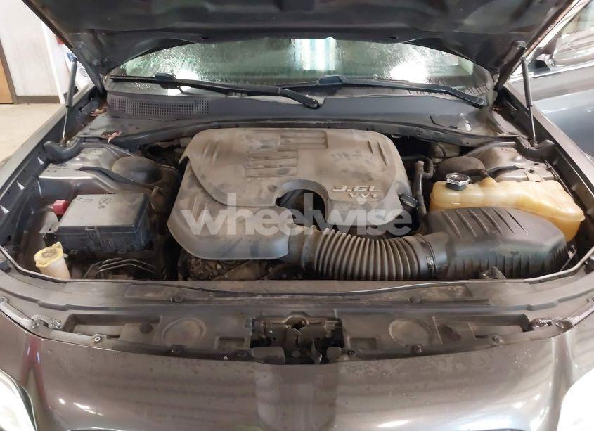 Photo 10 of 2015 Chrysler 300c N/A (VIN 2C3CCAEG9FH749470)