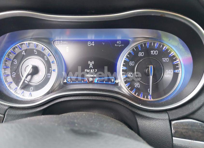 Photo 7 of 2019 Chrysler 300 LIMITED (VIN 2C3CCAEG9KH555743)