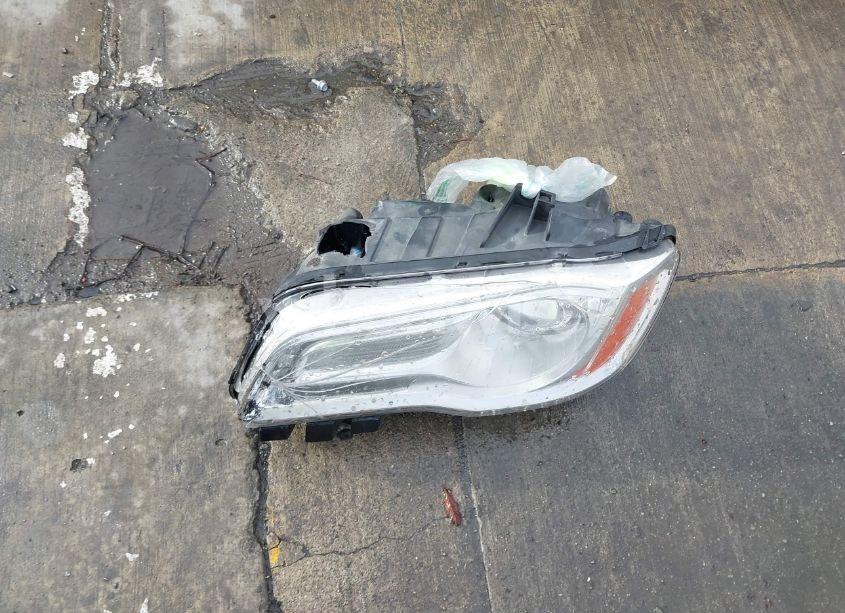 Photo 12 of 2013 Chrysler 300c (VIN 2C3CCAEGXDH606430)