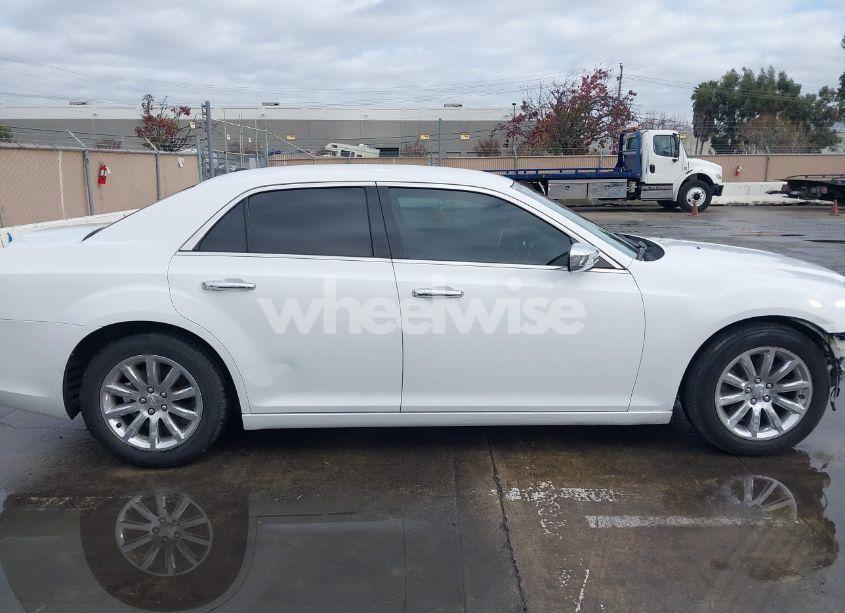 Photo 14 of 2013 Chrysler 300c (VIN 2C3CCAEGXDH606430)