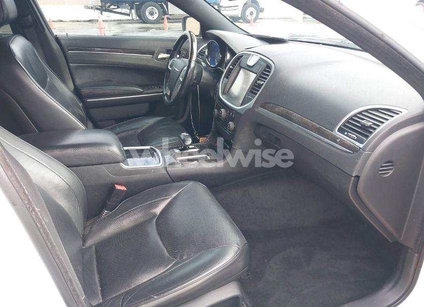 Photo 5 of 2013 Chrysler 300c (VIN 2C3CCAEGXDH606430)