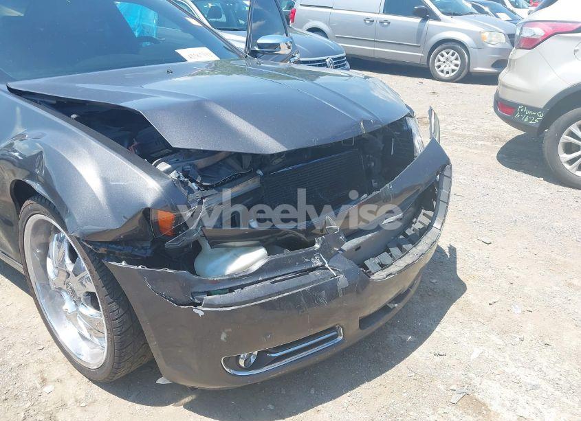 Photo 6 of 2013 Chrysler 300c (VIN 2C3CCAEGXDH732982)