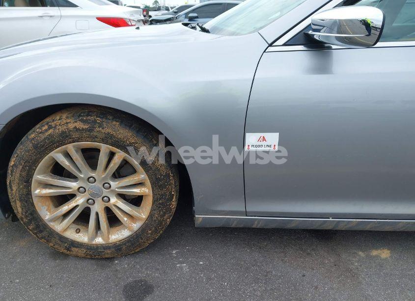 Photo 13 of 2016 Chrysler 300c N/A (VIN 2C3CCAEGXGH268659)