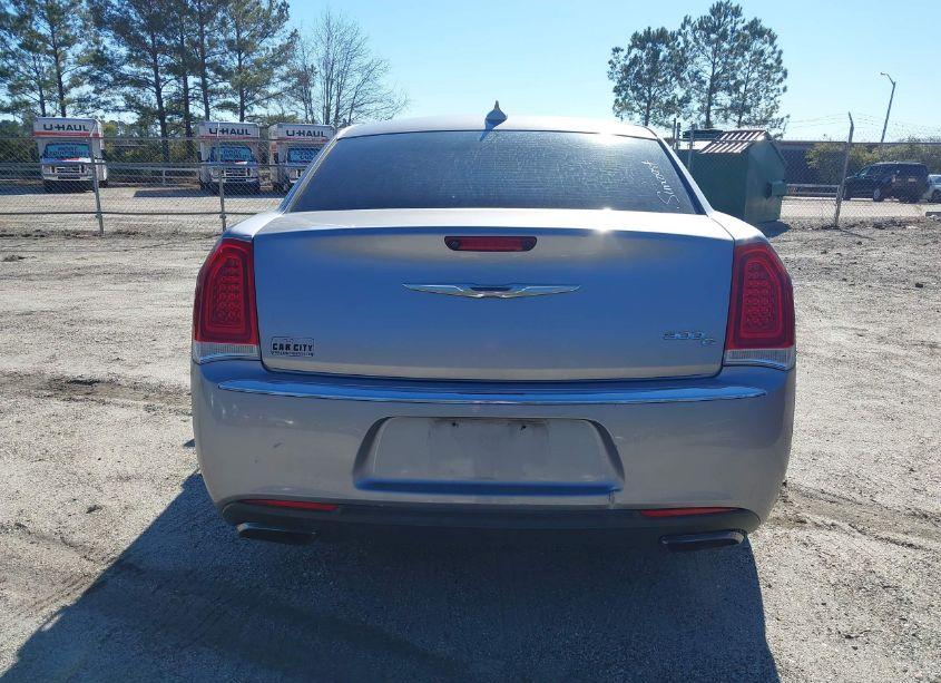 Photo 16 of 2016 Chrysler 300c (VIN 2C3CCAEGXGH319920)