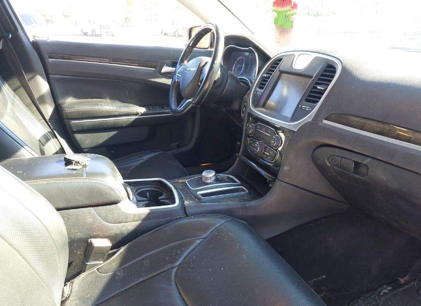 Photo 5 of 2016 Chrysler 300c (VIN 2C3CCAEGXGH319920)