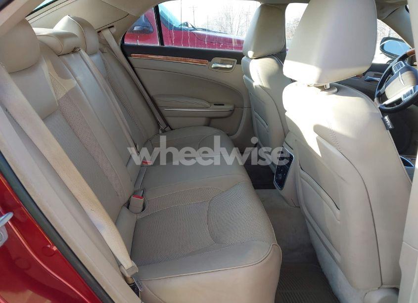 Photo 8 of 2013 Chrysler 300c (VIN 2C3CCAET0DH644262)