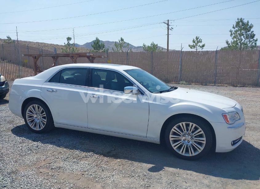 Photo 13 of 2013 Chrysler 300c (VIN 2C3CCAET1DH507346)