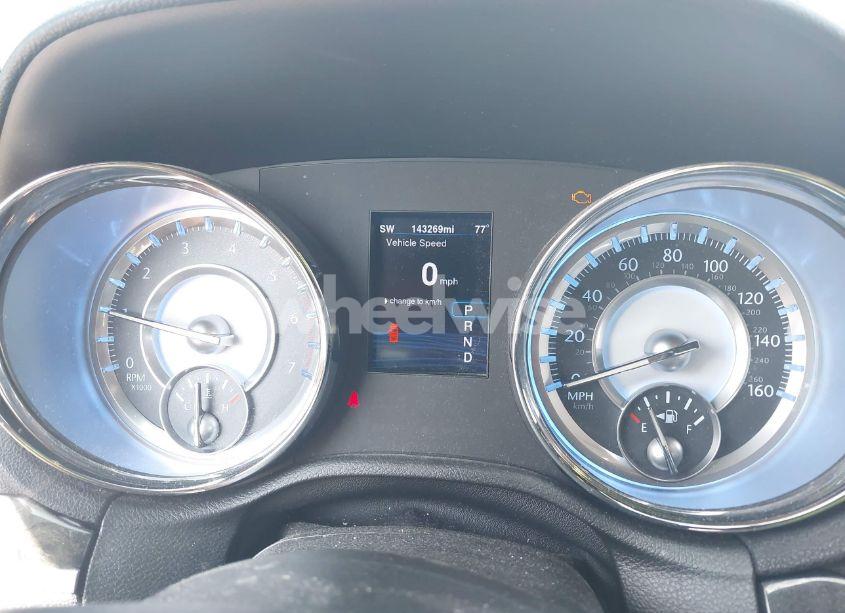 Photo 7 of 2013 Chrysler 300c (VIN 2C3CCAET1DH507346)