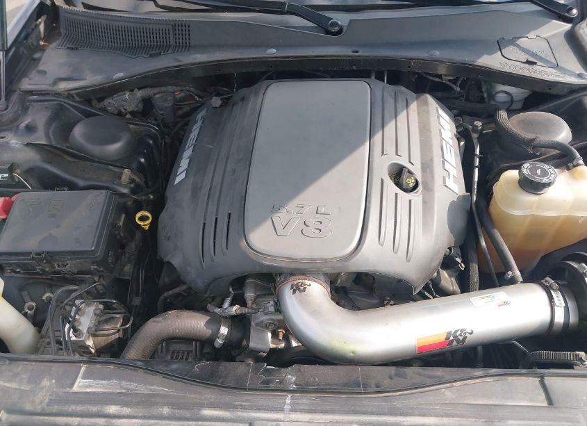 Photo 10 of 2013 Chrysler 300c (VIN 2C3CCAET1DH574951)