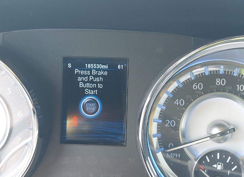 Photo 15 of 2013 Chrysler 300c (VIN 2C3CCAET1DH574951)