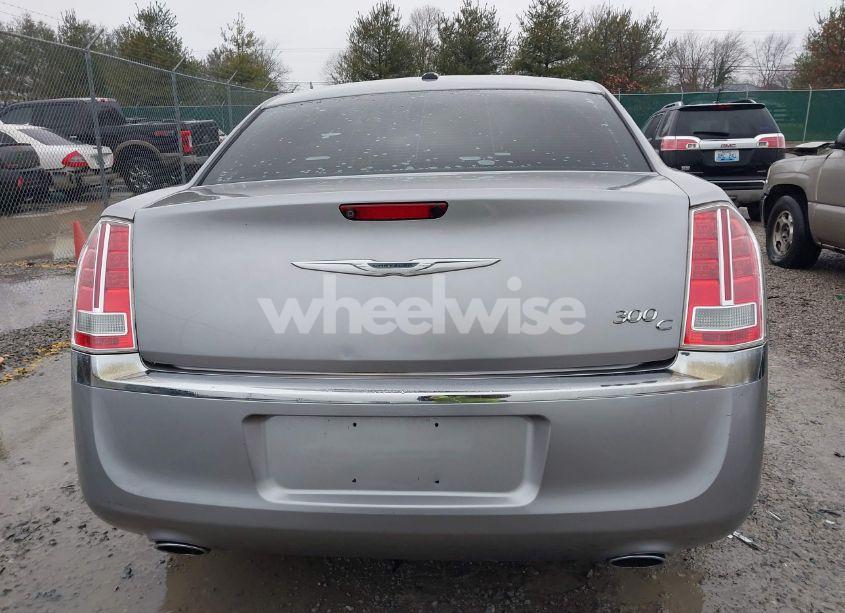 Photo 16 of 2013 Chrysler 300c (VIN 2C3CCAET1DH647087)